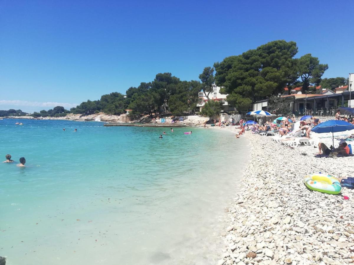 Mobilehome Elena Premium With Pool, Istria Banjole Exterior foto
